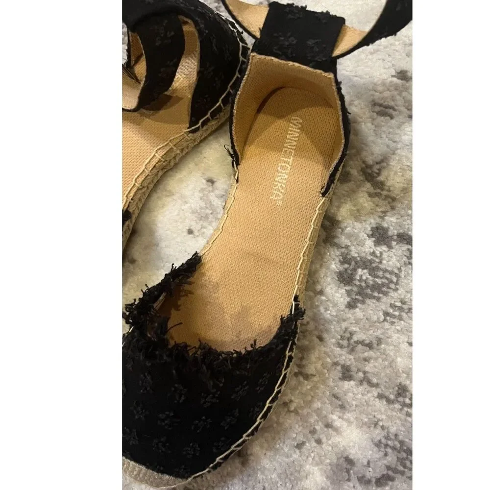 Minnetonka Prima Espadrille Flats Black Canvas Sz 7 NWOT